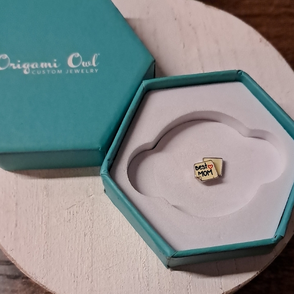 Origami Owl Jewelry - 5/$15 Origami Owl Charm